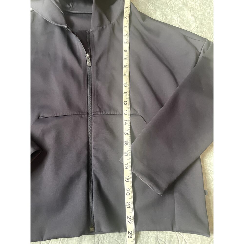 Lululemon Shaped Jacket Expression Size 6? - Refe… - image 5